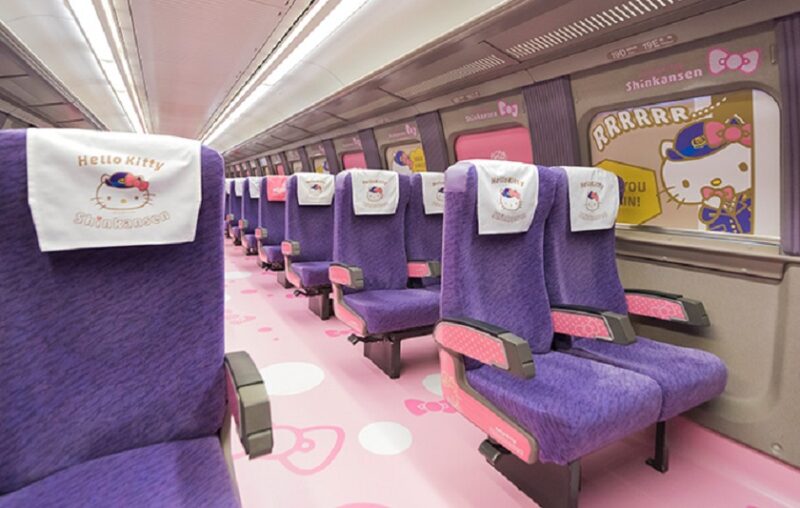 hello kitty shinkansen interior